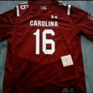 #16 USC jersey (red)